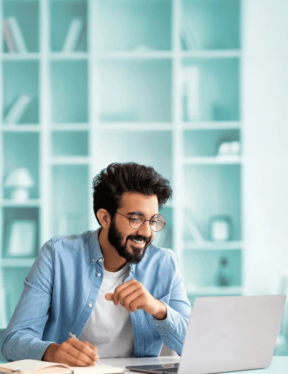 اختر تخصصك معنا